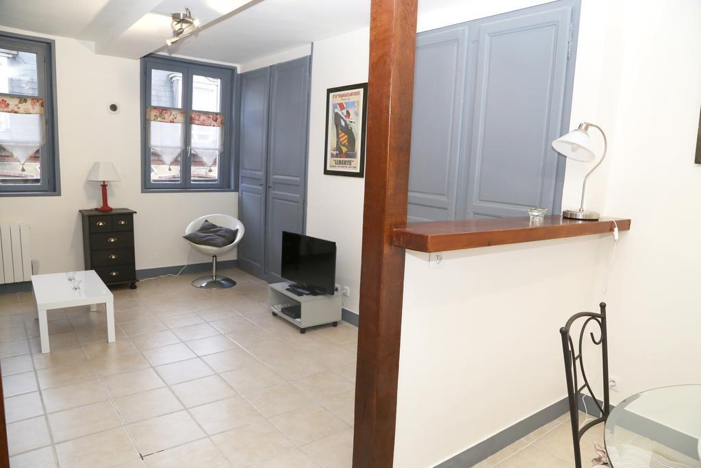 Appartement Du Port De Онфльор Екстериор снимка